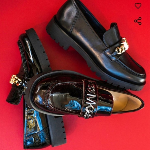 Micheal Kors Blaine Loafer Size 8 Burgundy/Gunmetal Chain Logo - Picture 2 of 16